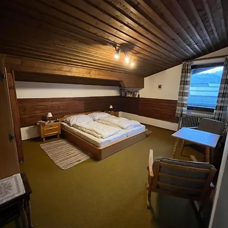 شقة Dachgeschoss-apartment In Skilift-naehe *