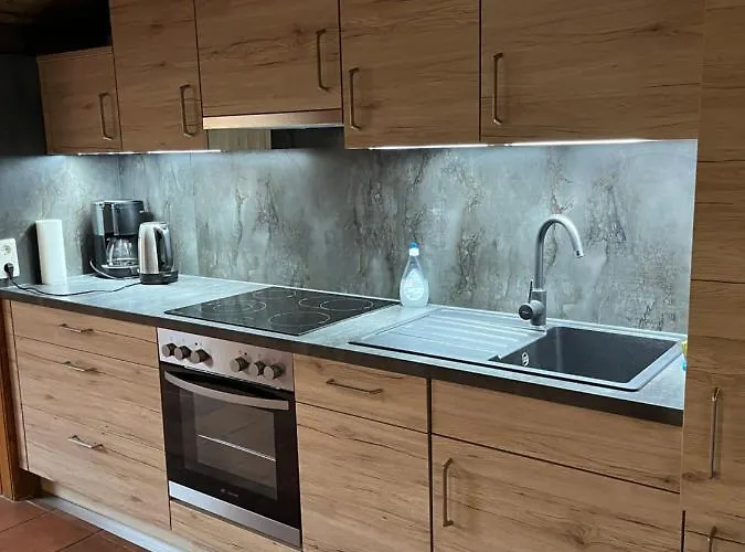 Dachgeschoss-apartment In Skilift-naehe 公寓