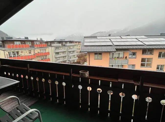 Dachgeschoss-apartment In Skilift-naehe 公寓 *